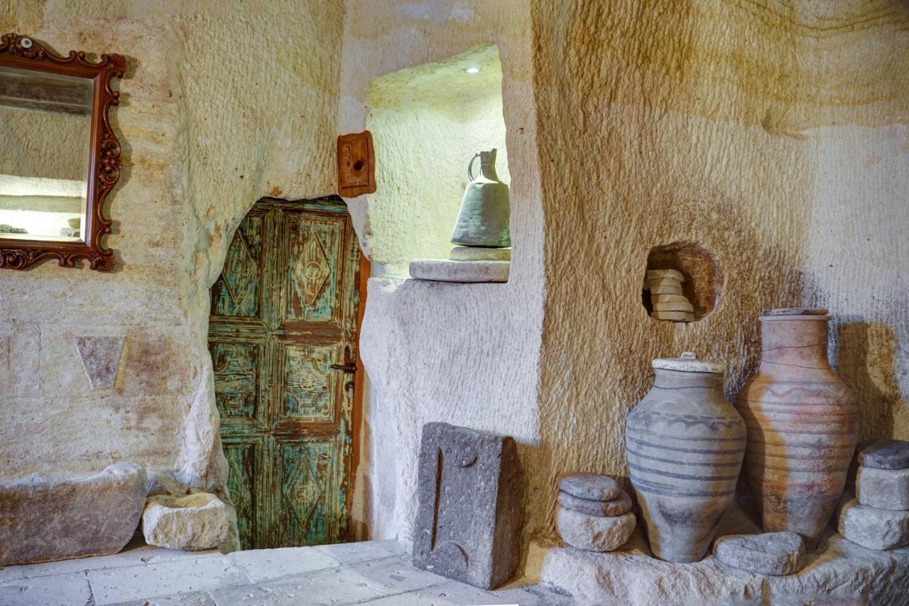 Gibos Cave Hotel Ürgüp Exteriör bild
